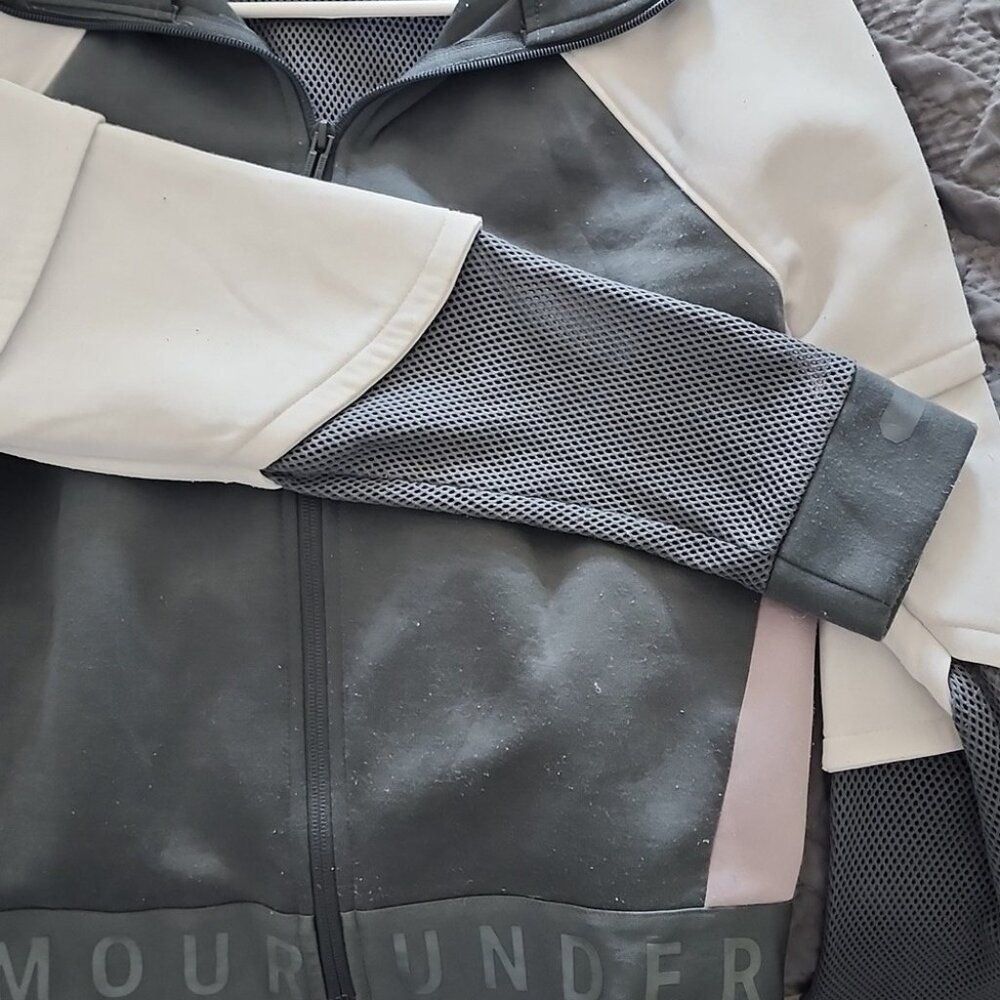 Under Armour Unstoppable Move full zip crop jacket size small Petite - Picture 4 of 6